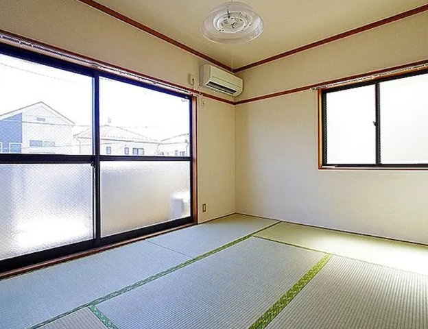 清瀬市中里1丁目　一棟売アパートの和室