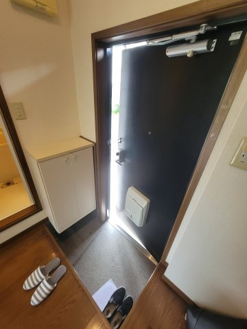 Lapis RURI(ラピス　ルリ)の玄関