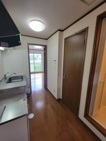 Lapis RURI(ラピス　ルリ)の居間・リビング