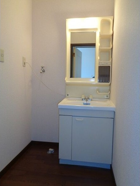 ユリハイツB棟の洗面所