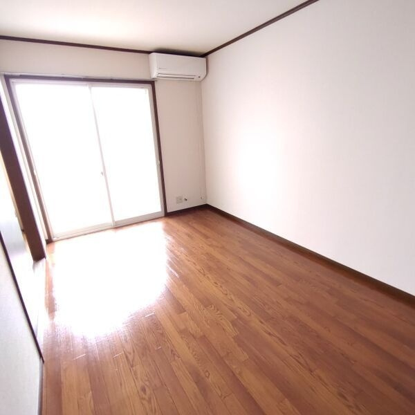 ユリハイツB棟