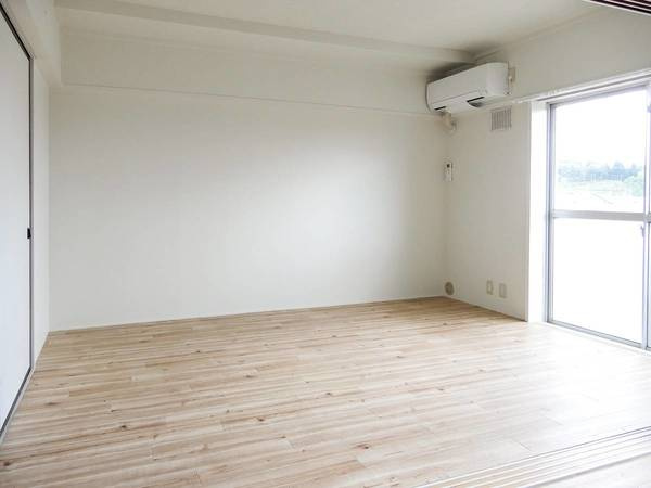 ビレッジハウス渋民2号棟の居間・リビング|ビレッジハウスの同一物件・同一タイプの間取りの写真です