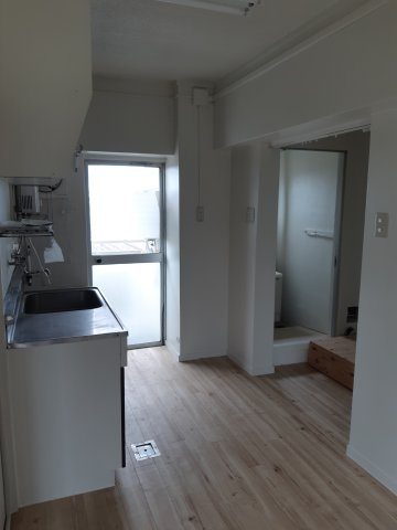 ビレッジハウス広宮沢4号棟の居間・リビング