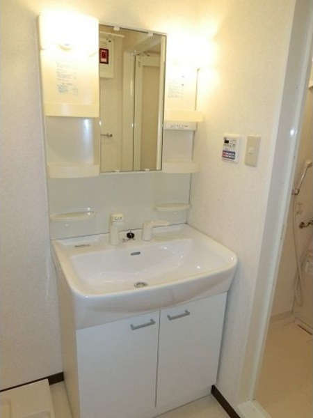 リヴェール月が丘の洗面所