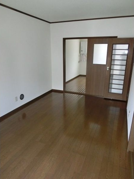 アップルヴィレッジ Z棟の居間・リビング