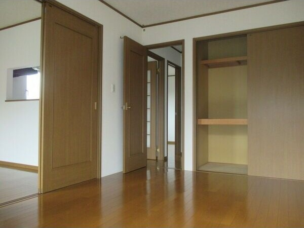 サンパティークD棟