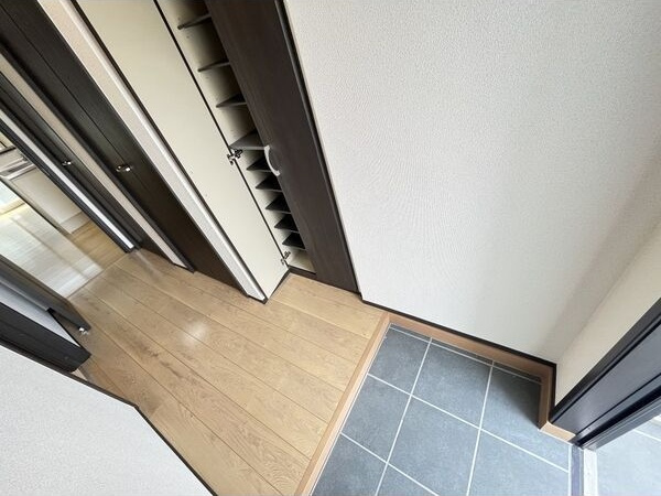 Dorf(ドルフ)の玄関