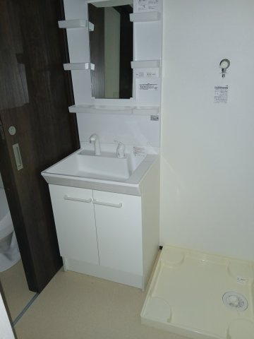 LebeL vierの洗面所