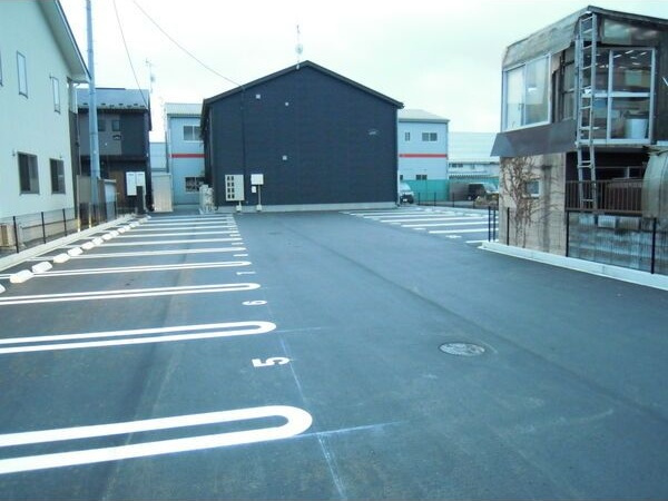 filo(フィーロ)Bの駐車場