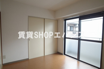 【居間・リビング】 | メゾン・コリーヌ | リビングです