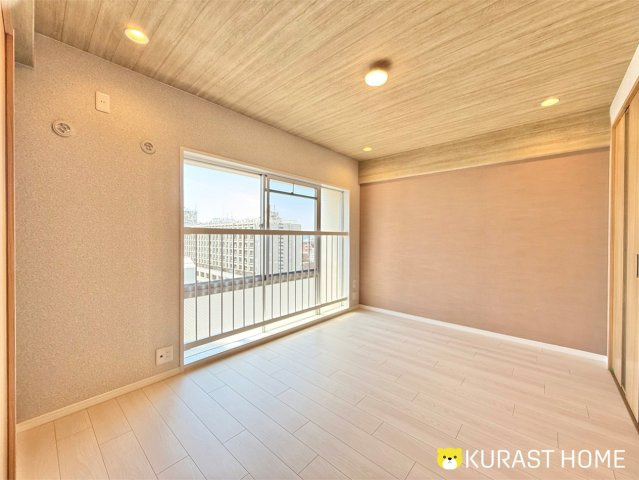 九条住宅B棟　10階の洋室