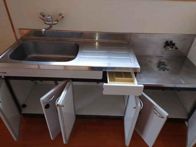 城山住宅のキッチン