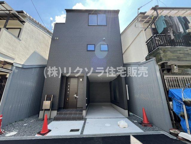 仁和寺町　新築一戸建て　７号棟の外観|新しい生活にいかがでしょうか？外観はお住まいの顔になります。こだわりたいポイントですね。外壁塗装や屋根塗装のご相談も承っております。
■現地内覧・資金計画相談・住宅ローン相談もお問合せ受付中■