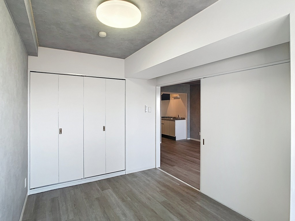 リブシーマ野町の洋室