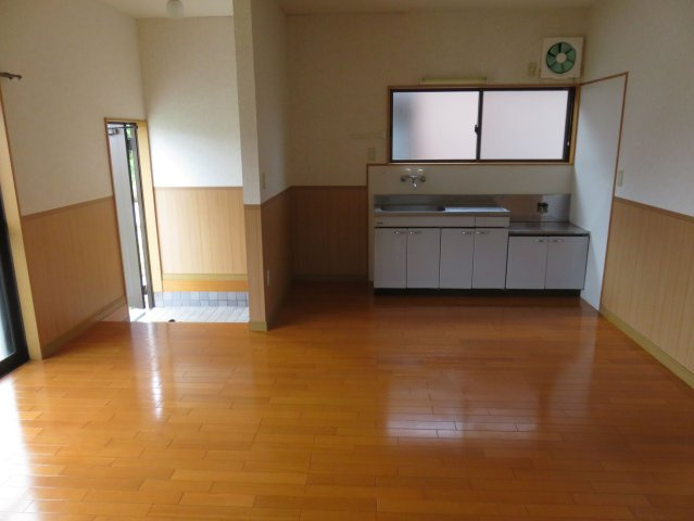 城山住宅の居間・リビング