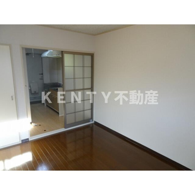 【寝室】 | ケー・アトール | 落ち着いて過ごせるお部屋なので、寝室にいかがでしょうか