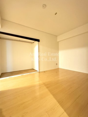 【洋室】 | エーデルブルグ　堀江小学校区 | 落ち着いた色調の洋室です