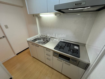 【キッチン】 | エーデルブルグ　堀江小学校区 | きれいなキッチンです