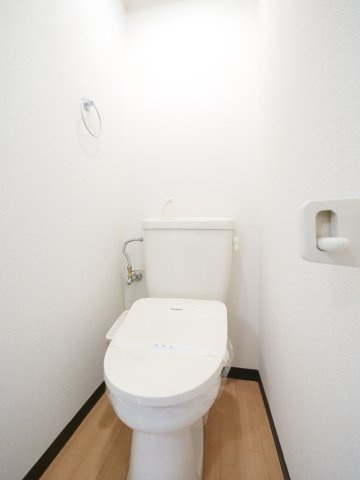 アクセスワケⅡのトイレ|※写真は別の部屋のものです。