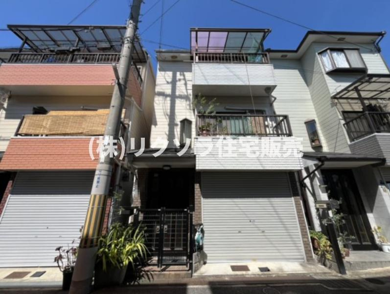 木屋元町　中古一戸建ての外観|新しい生活にいかがでしょうか？外観はお住まいの顔になります。こだわりたいポイントですね。外壁塗装や屋根塗装のご相談も承っております。
■現地内覧・資金計画相談・住宅ローン相談もお問合せ受付中■