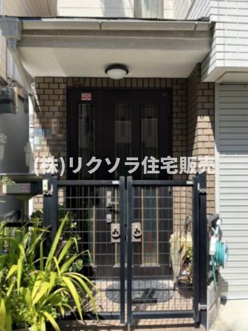 木屋元町　中古一戸建ての玄関|■物件内覧・資金計画相談・住宅ローン相談、リフォーム相談、お問合せ受付中■
※当日・翌日のご内覧、ご相談はお電話でのお問合せがスムーズです！