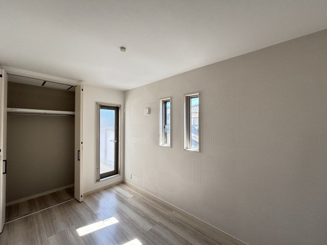 新築戸建　上安2丁目（No.2／No.3）の洋室