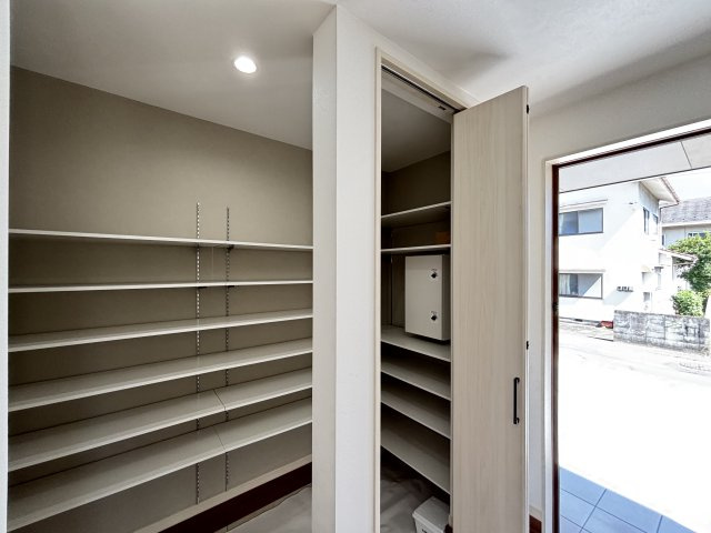 新築戸建　上安2丁目（No.2／No.3）の収納