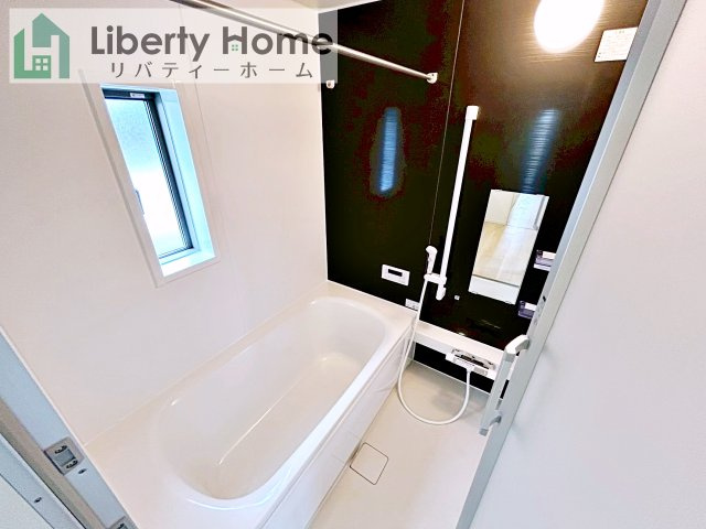 常陸大宮市石沢第4　新築戸建　1号棟の浴室