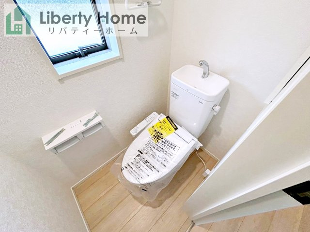 常陸大宮市石沢第4　新築戸建　1号棟のトイレ