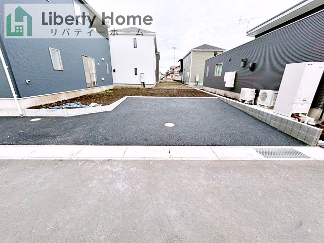 常陸大宮市石沢第4　新築戸建　1号棟の駐車場