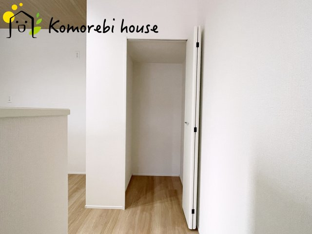 さいたま市見沼区深作　11期　新築一戸建て　グラファーレ　02の収納|収納があります