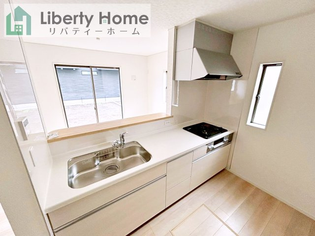 常陸大宮市石沢第4　新築戸建　4号棟のキッチン
