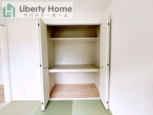 常陸大宮市石沢第4　新築戸建　4号棟の収納
