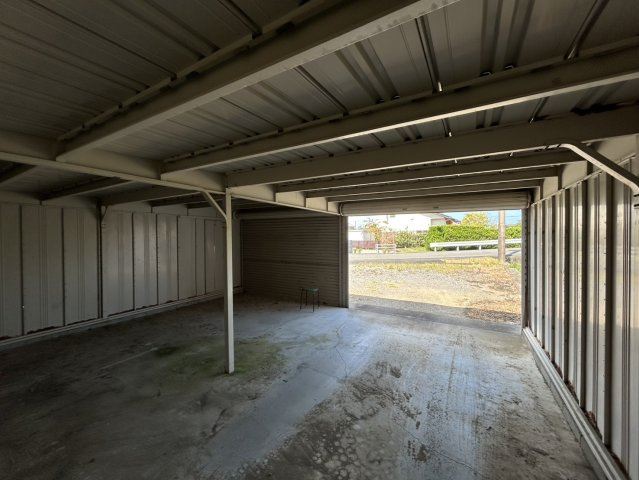 牧之原市細江の中古一戸建の駐車場