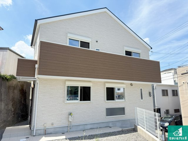 堺市美原区平尾　新築一戸建ての外観|安心の10年保証！外観を美しく保ち、雨水で汚れを落とします！気になることがありましたら、お気軽にお問い合わせください！