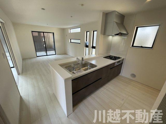 ３路線利用可能のキッチン|ドリンクサービスあります