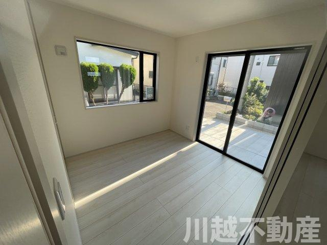 ３路線利用可能の洋室|水曜のみ定休日です