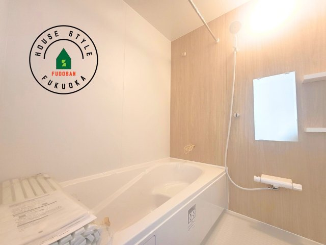 福岡市南区若久6丁目第9-2棟（2号棟）の内観：施工例|1日の疲れを癒してくれる広々バスルーム。雨の日のお洗濯にも大活躍な浴室乾燥機付です！