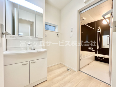 【脱衣所】 | 三島市谷田 15期 新築一戸建て 2号棟 | 脱衣場です