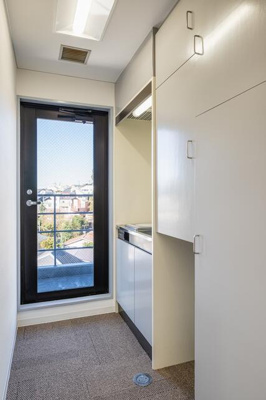 【キッチン】 | 大森ラルタビル | ミニキッチンと収納 