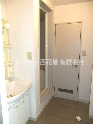 コンフォルタ藤沢町Cの洗面所