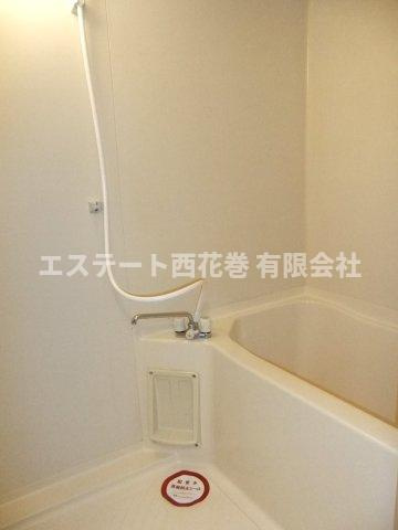 コンフォルタ藤沢町Cの浴室
