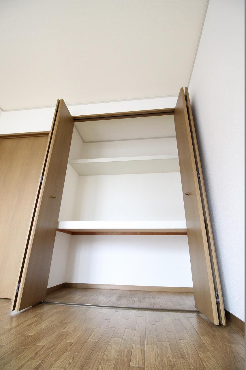 セピアコートの収納|※お部屋により仕様が異なる場合があります。