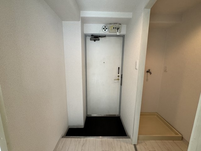 エレガントパレス豊中の玄関