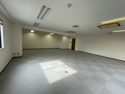 【ロビー】 | 渡辺ビル