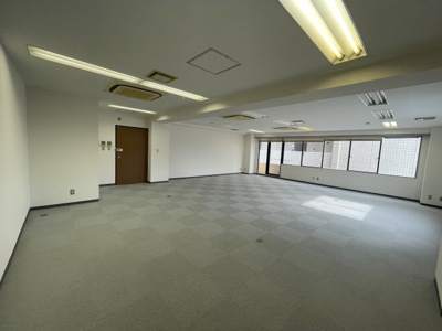 【ロビー】 | 渡辺ビル