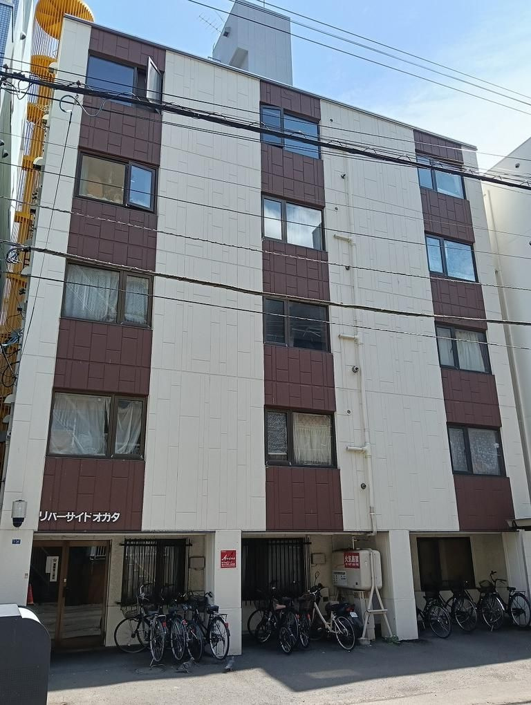 リバーサイドオガタの外観