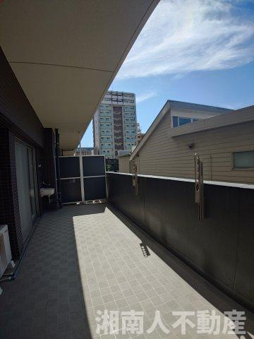 ハイホーム湘南平塚のバルコニー|開放的で明るい空間を演出してくれるバルコニーです