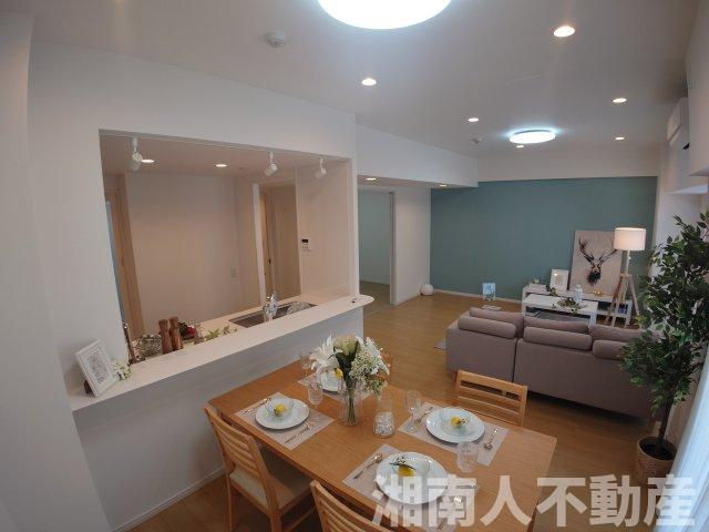 ハイホーム湘南平塚の居間・リビング|こちらの居間で趣味の時間をお楽しみください