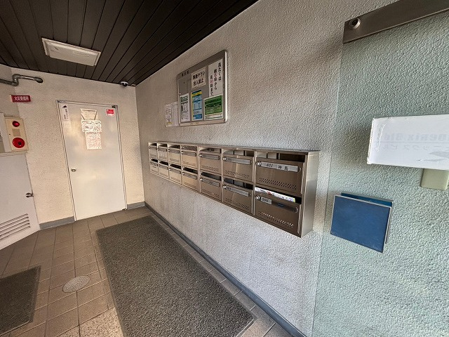 コーポフェニックスのロビー